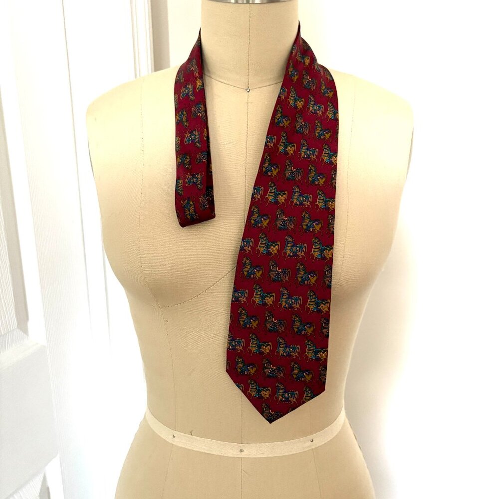 Salvatore Ferragamo Men's Tie Decorative Horse Burgundy 100% Silk Quiet Luxury